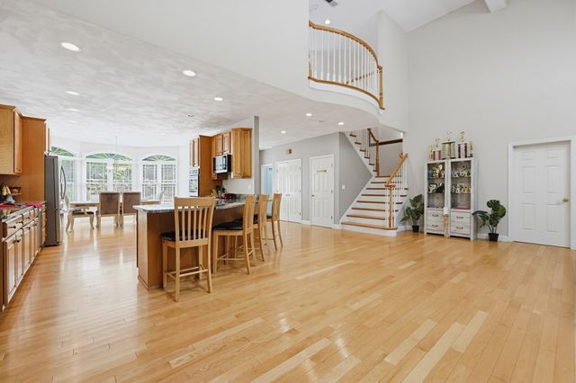 428 Elmwood St, North Attleboro, MA 02760