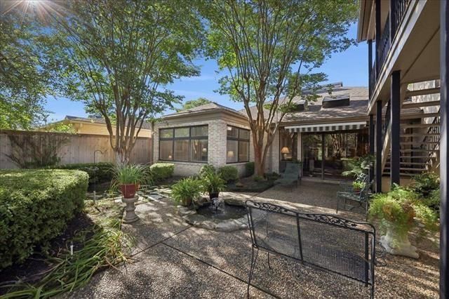 4425 Thomas Glen, Beaumont, TX 77706