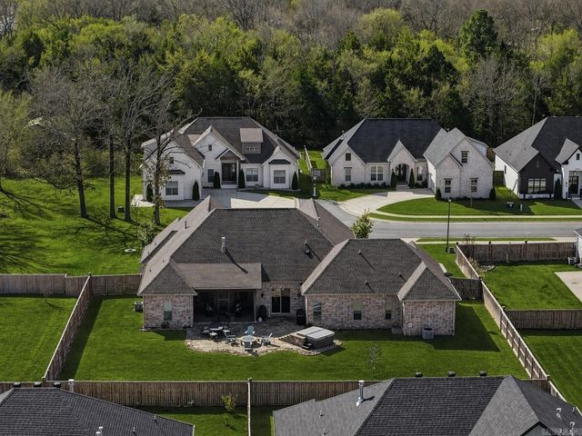 2930 Shadow, Conway, AR 72034