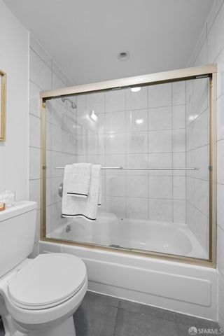 1700 Gough Street 404, San Francisco, CA 94109