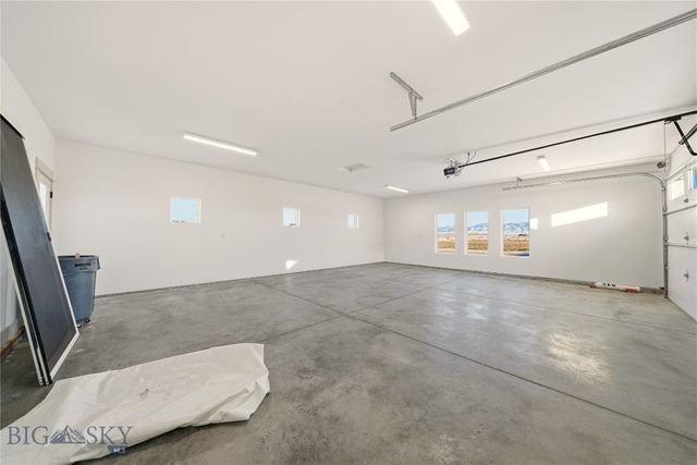 310 S Crispin Street, Manhattan, MT 59741