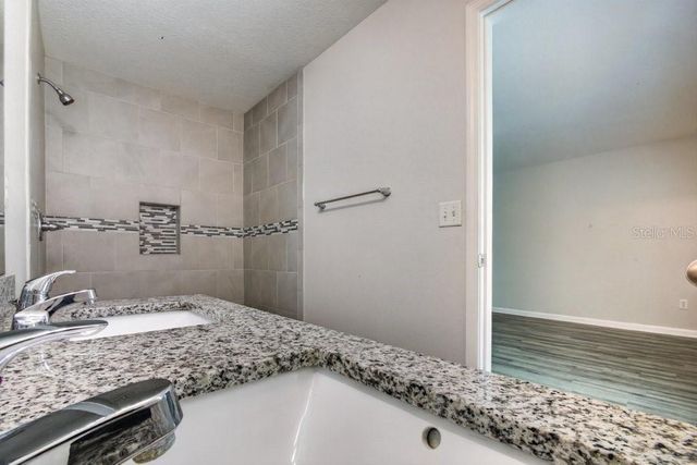 7082 PLYMOUTH GROVE COURT, Jacksonville, FL 32220