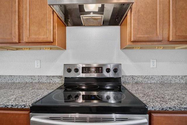 7082 PLYMOUTH GROVE COURT, Jacksonville, FL 32220