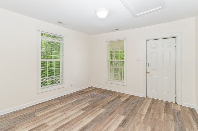 1018 Bridge St, Columbia, TN 38401