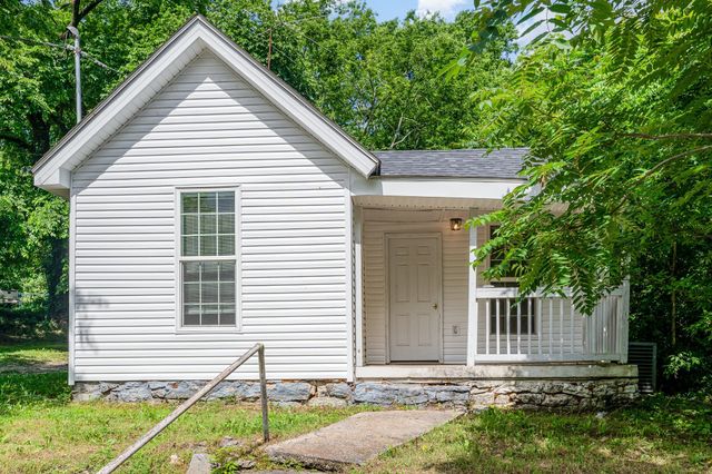 1018 Bridge St, Columbia, TN 38401