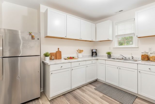 1018 Bridge St, Columbia, TN 38401