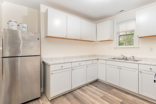 1018 Bridge St, Columbia, TN 38401
