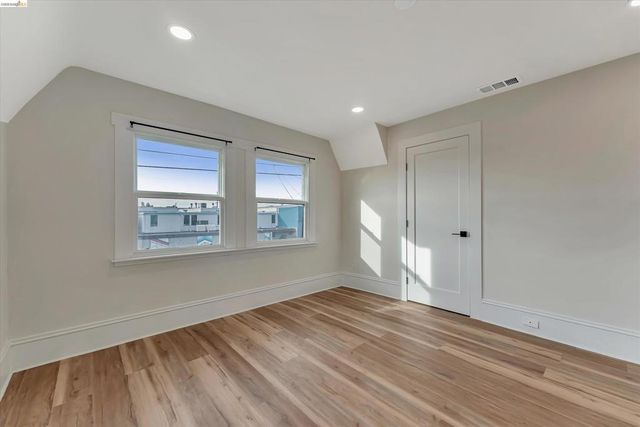 2804 Adeline St, Oakland, CA 94608
