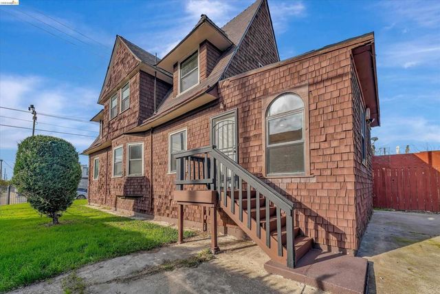 2804 Adeline St, Oakland, CA 94608