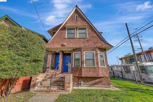 2804 Adeline St, Oakland, CA 94608
