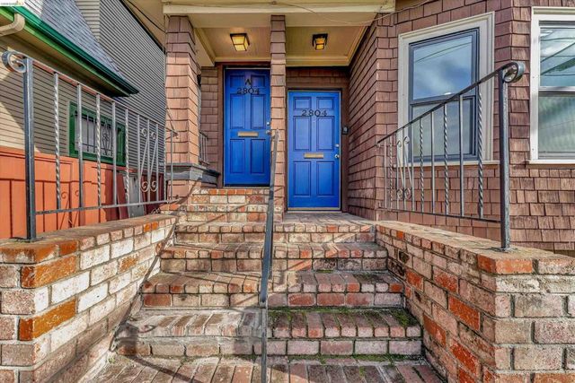 2804 Adeline St, Oakland, CA 94608