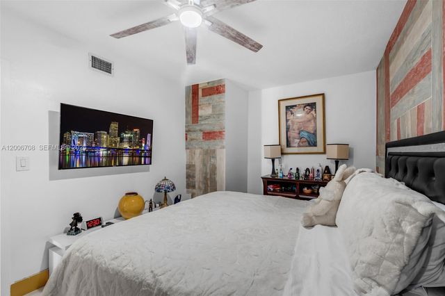 1870 NW 32nd Ave, Miami, FL 33125