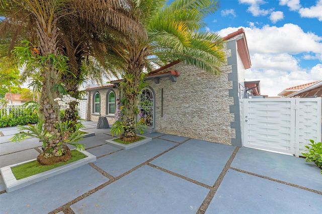 1870 NW 32nd Ave, Miami, FL 33125