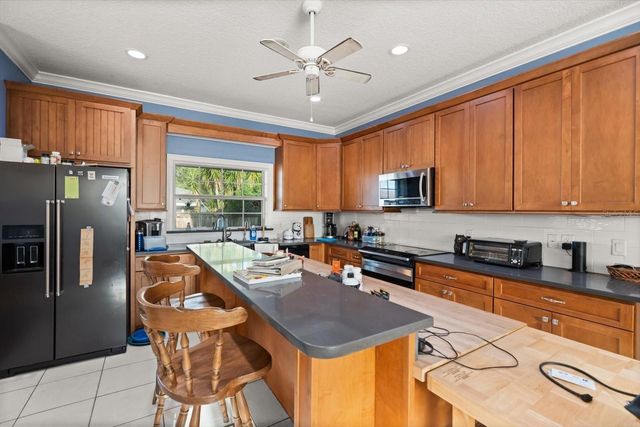 621 PRAIRIE LANE, Altamonte Springs, FL 32714