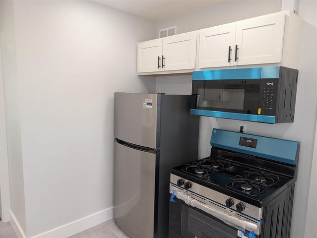 3130 S Clement AVENUE, Milwaukee, WI 53207