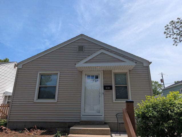 3130 S Clement AVENUE, Milwaukee, WI 53207
