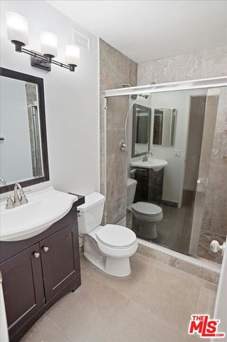 24124 Mentry Drive, Newhall (santa Clarita), CA 91321