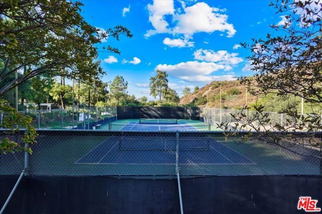 24124 Mentry Drive, Newhall (santa Clarita), CA 91321