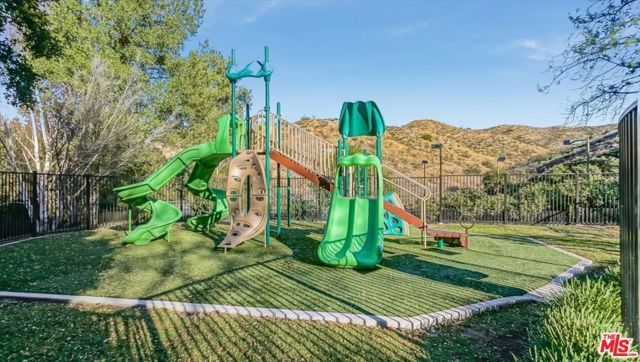 24124 Mentry Drive, Newhall (santa Clarita), CA 91321