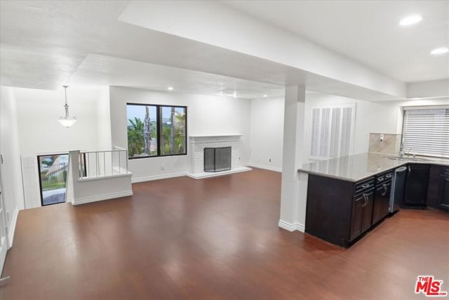 24124 Mentry Drive, Newhall (santa Clarita), CA 91321