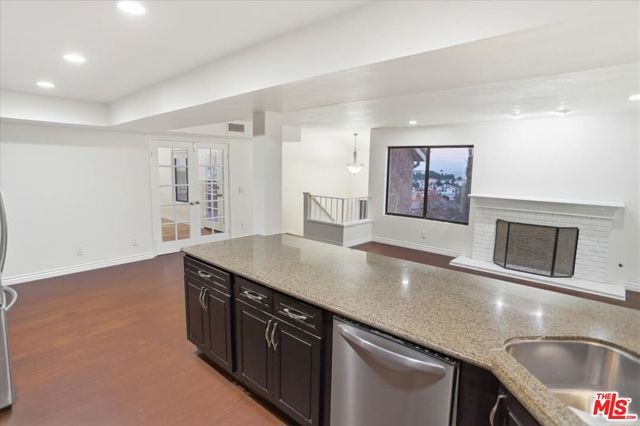 24124 Mentry Drive, Newhall (santa Clarita), CA 91321