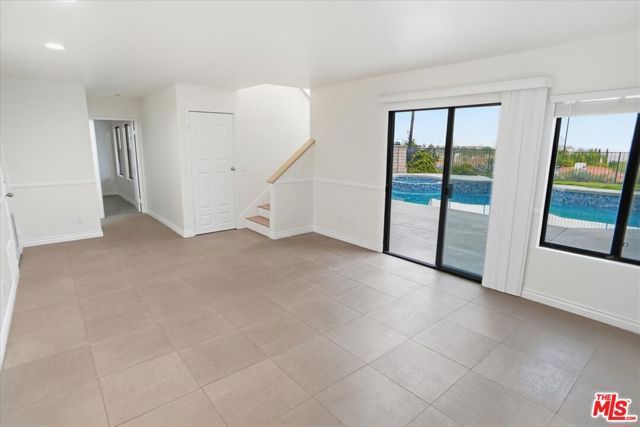 24124 Mentry Drive, Newhall (santa Clarita), CA 91321