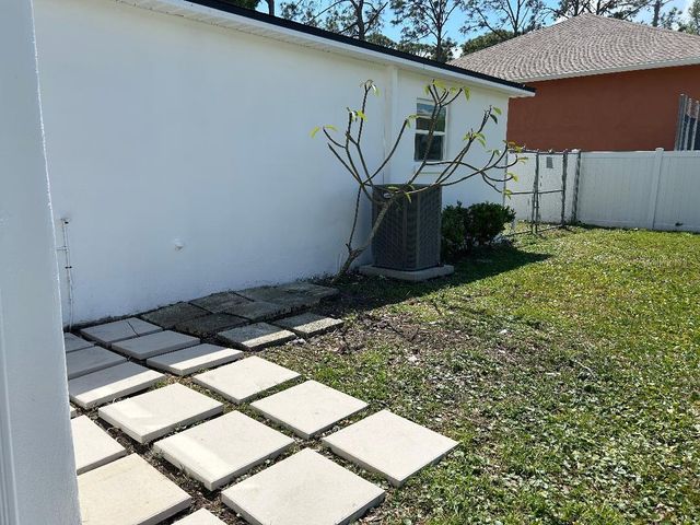 4611 W MCELROY AVENUE, Tampa, FL 33611