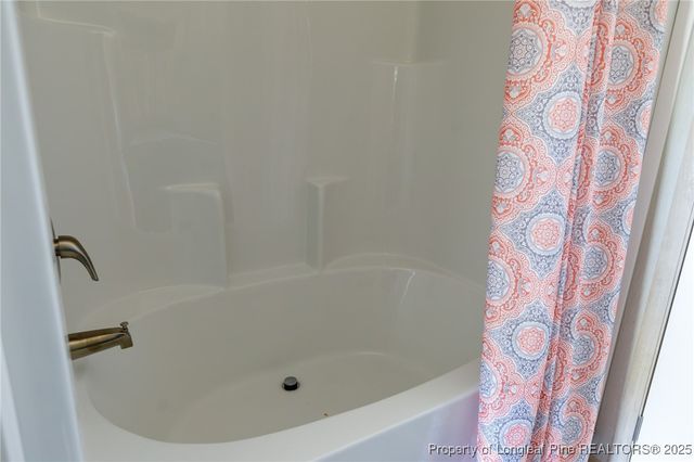 138 Howell Road, St Pauls, NC 28384