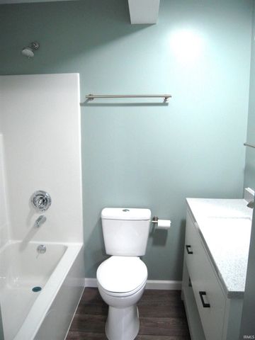 25123 Snyder Street, Elkhart, IN 46514