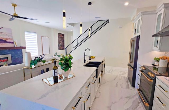 1156 COCOANUT AVENUE, Sarasota, FL 34236