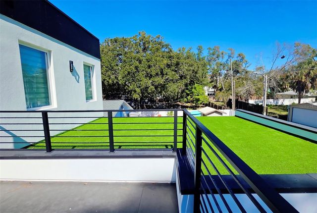 1156 COCOANUT AVENUE, Sarasota, FL 34236