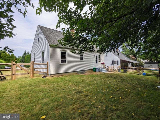 2844-2844 ELM CT, Allentown, PA 18103