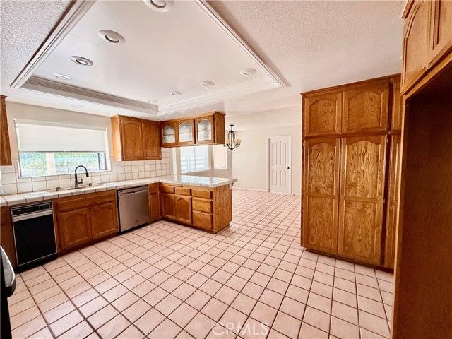 14890 Apple Valley, Apple Valley, CA 92307