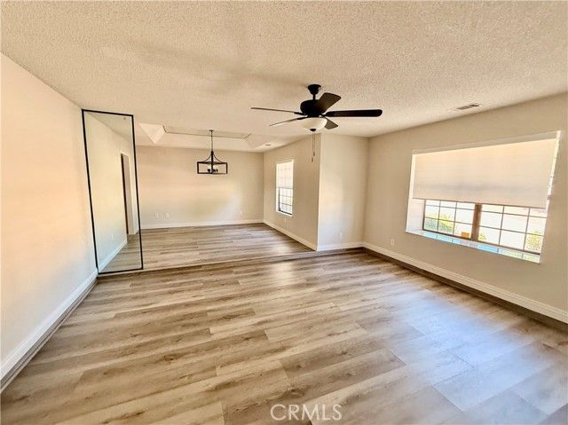 14890 Apple Valley, Apple Valley, CA 92307