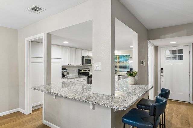 9622 Highland View Drive, Dallas, TX 75238