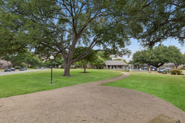 9622 Highland View Drive, Dallas, TX 75238