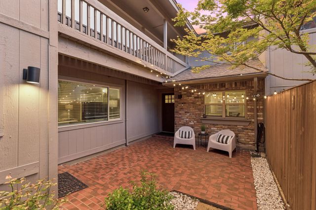 9622 Highland View Drive, Dallas, TX 75238