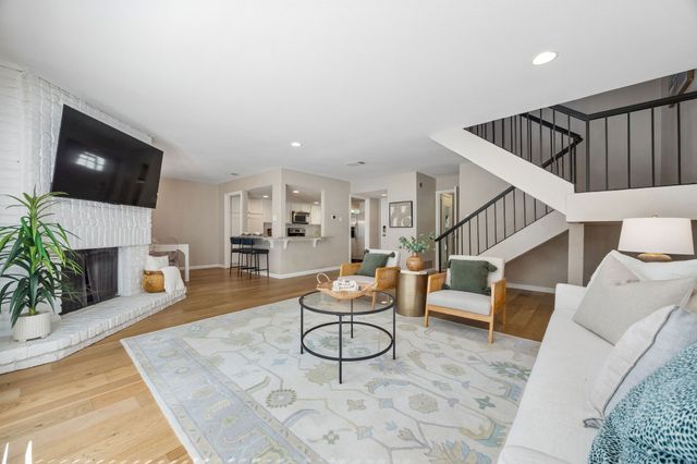 9622 Highland View Drive, Dallas, TX 75238