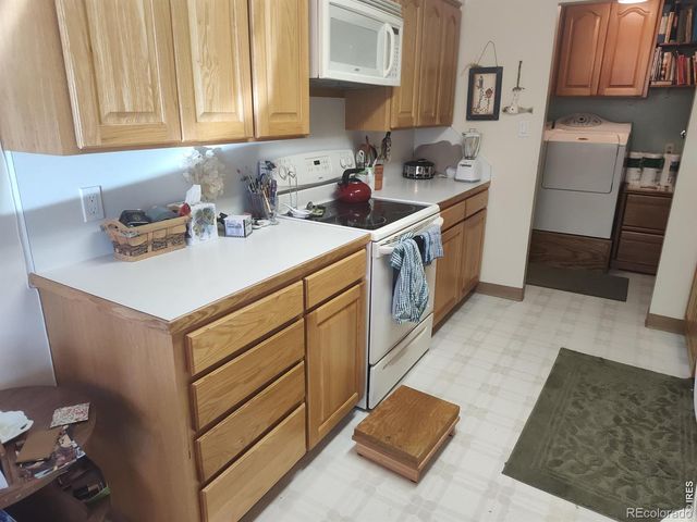 1350 Sharpe Place, Longmont, CO 80501