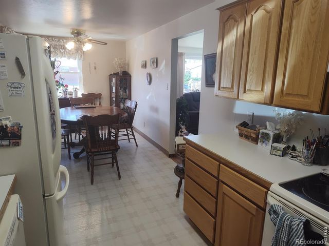 1350 Sharpe Place, Longmont, CO 80501