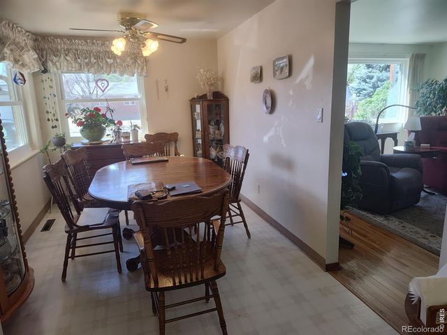 1350 Sharpe Place, Longmont, CO 80501