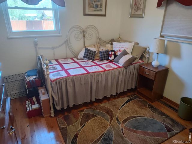 1350 Sharpe Place, Longmont, CO 80501