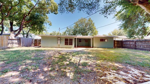 1501 13th Street N, Texas City, TX 77590