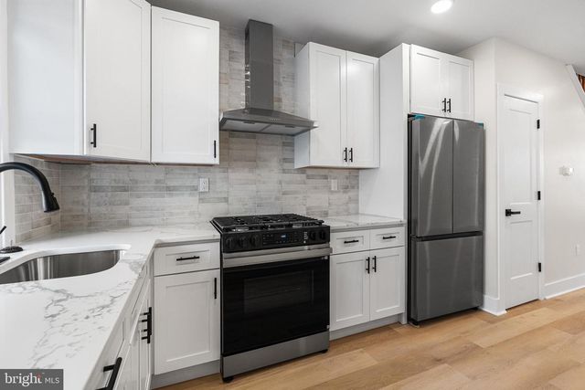 5715 N BEECHWOOD ST, Philadelphia, PA 19138