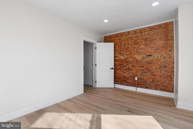 5715 N BEECHWOOD ST, Philadelphia, PA 19138