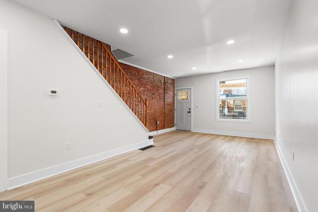 5715 N BEECHWOOD ST, Philadelphia, PA 19138