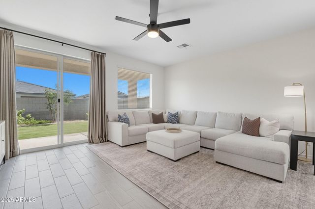 11449 E UNITY Avenue, Mesa, AZ 85212