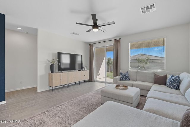 11449 E UNITY Avenue, Mesa, AZ 85212