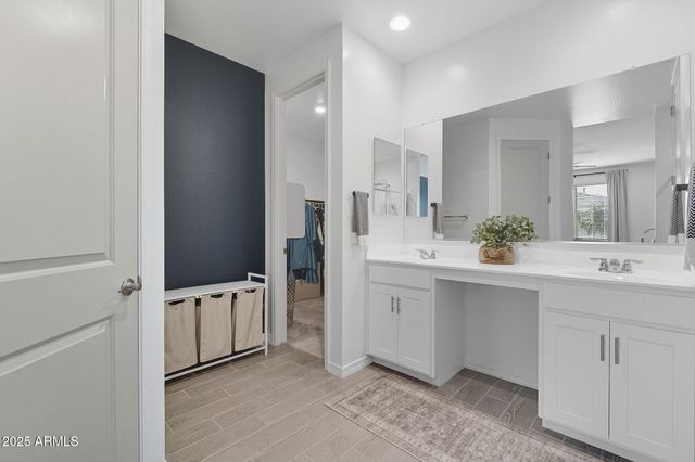 11449 E UNITY Avenue, Mesa, AZ 85212