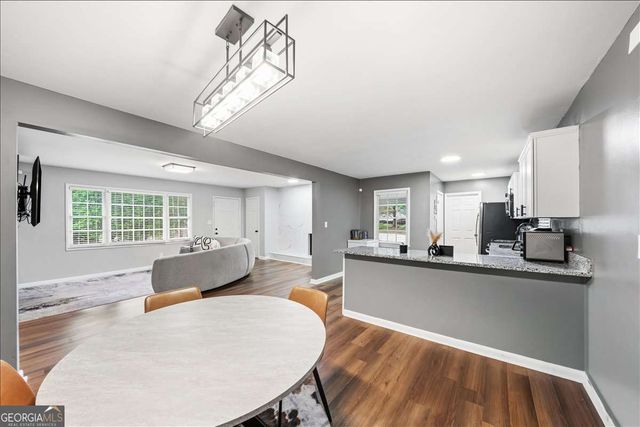 6574 Wendell Circle, Morrow, GA 30260